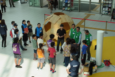 きぼーる広場 ベニヤ板の家１